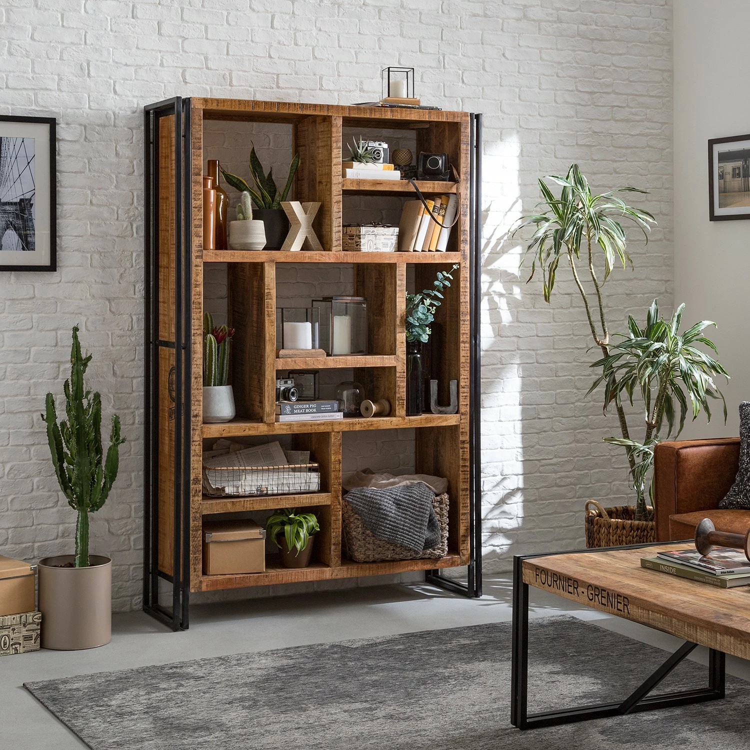 Wolf-Möbel Regal Iron II - Mango massiv / Eisen 4 Wolf-Möbel Regal Iron II - Mango massiv / Eisen – Bild 2