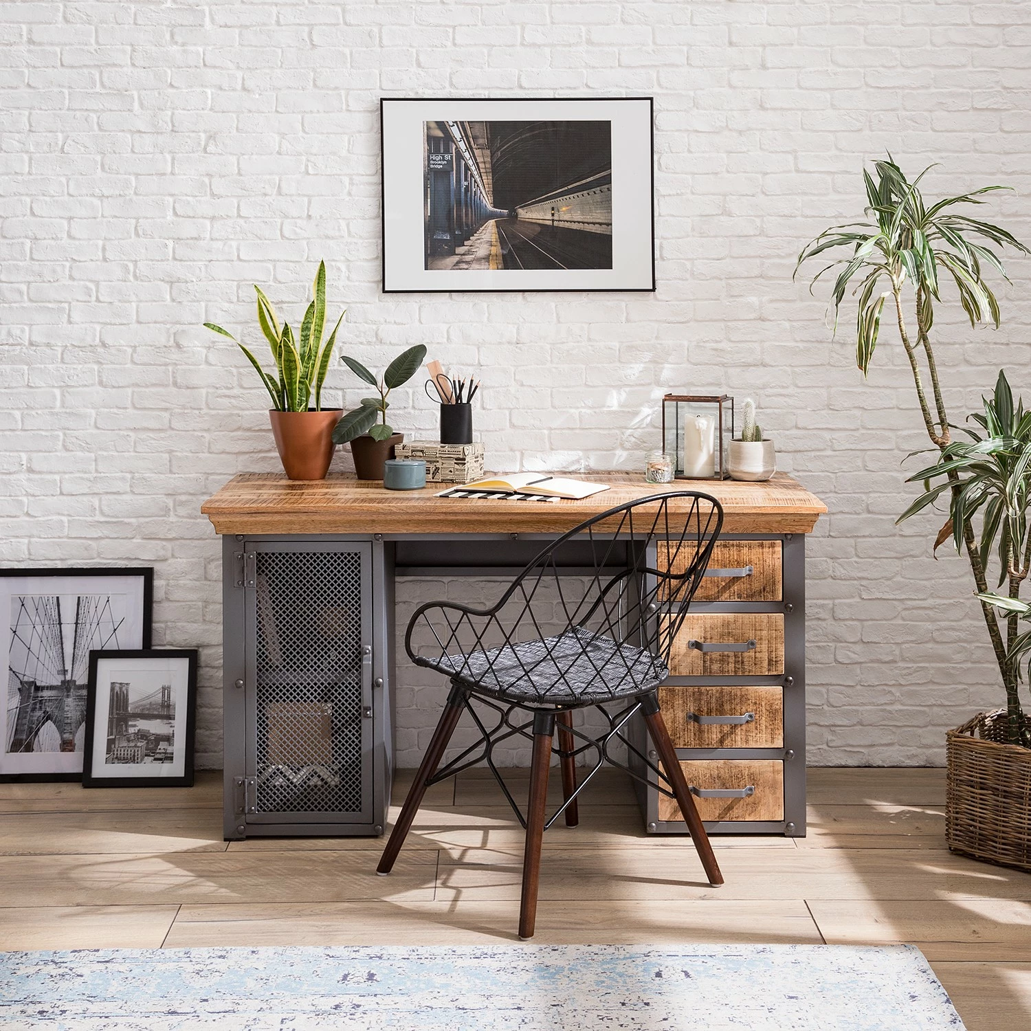 Ars manufacti Schreibtisch Hunter II - Mango massiv / Metall - Mango / Silber 4 Ars manufacti Schreibtisch Hunter II - Mango massiv / Metall - Mango / Silber – Bild 2