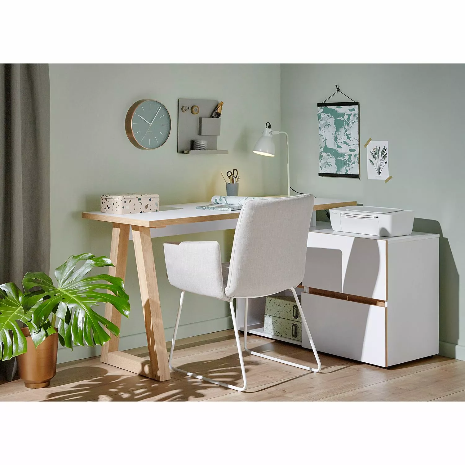 Jahnke Schreibtisch CLUB C 145 E - Weiß / Kerneiche Dekor 4 Jahnke Schreibtisch CLUB C 145 E - Weiß / Kerneiche Dekor – Bild 2