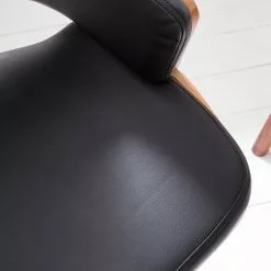 Studio Copenhagen Bürodrehstuhl Elzito - Kunstleder / Stahl - Schwarz / Chrom 17 Studio Copenhagen Bürodrehstuhl Elzito - Kunstleder / Stahl - Schwarz / Chrom -Büromöbel Verkaufsgeschäft 1000176721 190614 12071600103 GALLERYIMAGES P000000001000176721