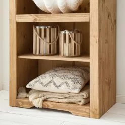 Maison Belfort Bücherregal Finca Rustica - Kiefer massiv - Kiefer Natur 17 Maison Belfort Bücherregal Finca Rustica - Kiefer massiv - Kiefer Natur -Büromöbel Verkaufsgeschäft 1000178022 200511 14243300002 DETAILS P000000001000178022