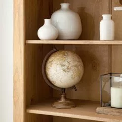 Maison Belfort Bücherregal Finca Rustica - Kiefer massiv - Kiefer Natur 18 Maison Belfort Bücherregal Finca Rustica - Kiefer massiv - Kiefer Natur -Büromöbel Verkaufsgeschäft 1000178022 200511 14243400003 DETAILS P000000001000178022