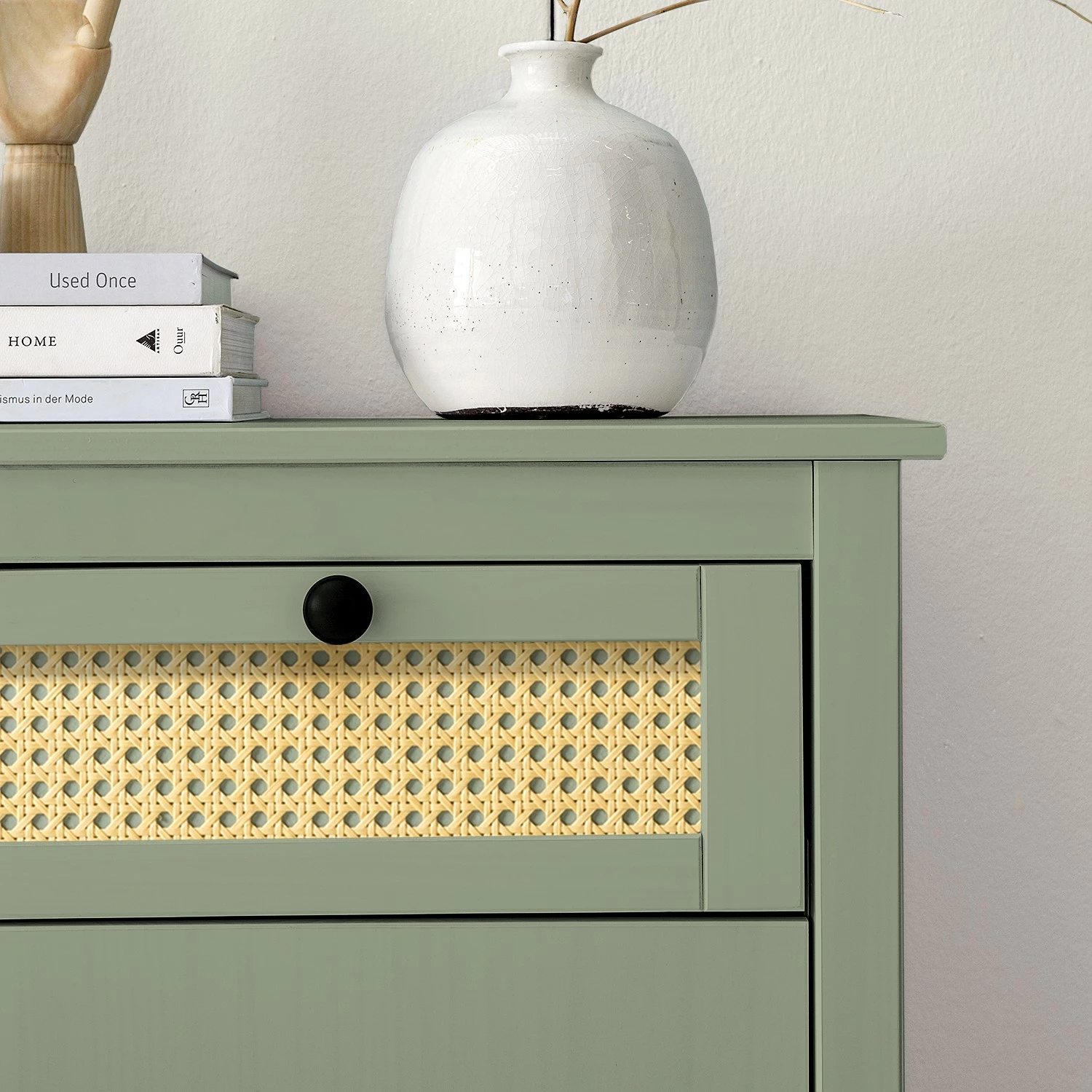 Maison Belfort Sideboard Belleria - Kiefer massiv / Wiener Geflecht - Hellolivgrün 10 Maison Belfort Sideboard Belleria - Kiefer massiv / Wiener Geflecht - Hellolivgrün – Bild 8