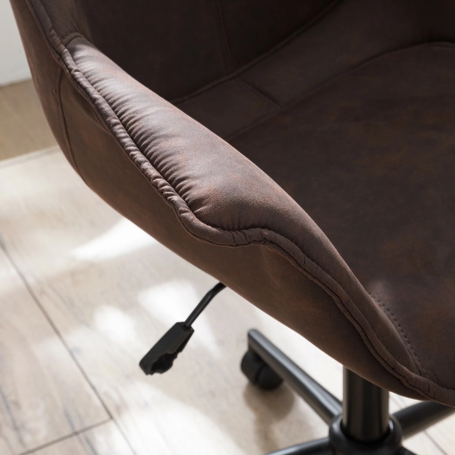 Ars manufacti Bürostuhl Nurmes - Microfaser / Kunststoff - Vintage Braun / Schwarz 10 Ars manufacti Bürostuhl Nurmes - Microfaser / Kunststoff - Vintage Braun / Schwarz – Bild 8