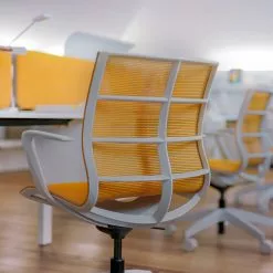 Sedus Bürostuhl se:joy I - Orange 28 Sedus Bürostuhl se:joy I - Orange -Büromöbel Verkaufsgeschäft 1000212424 201028 06543400015 DETAILS P000000001000212424