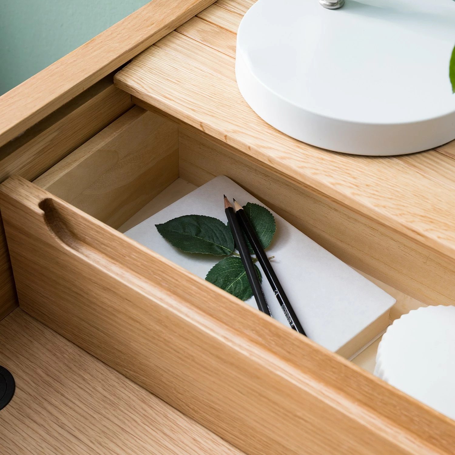 Mørteens Schreibtisch Hanck - Eiche teilmassiv 15 Mørteens Schreibtisch Hanck - Eiche teilmassiv – Bild 13