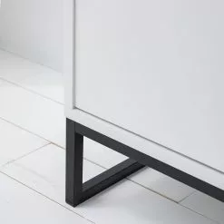 Fredriks Sideboard White Hall I - Matt Weiß / Schwarz -Büromöbel Verkaufsgeschäft 1000218366 210316 08055900007 DETAILS P000000001000218366