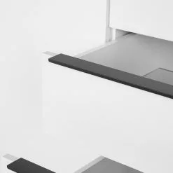 Fredriks Sideboard White Hall II - Matt Weiß / Schwarz 33 Fredriks Sideboard White Hall II - Matt Weiß / Schwarz -Büromöbel Verkaufsgeschäft 1000218367 210420 13405700007 DETAILS P000000001000218367