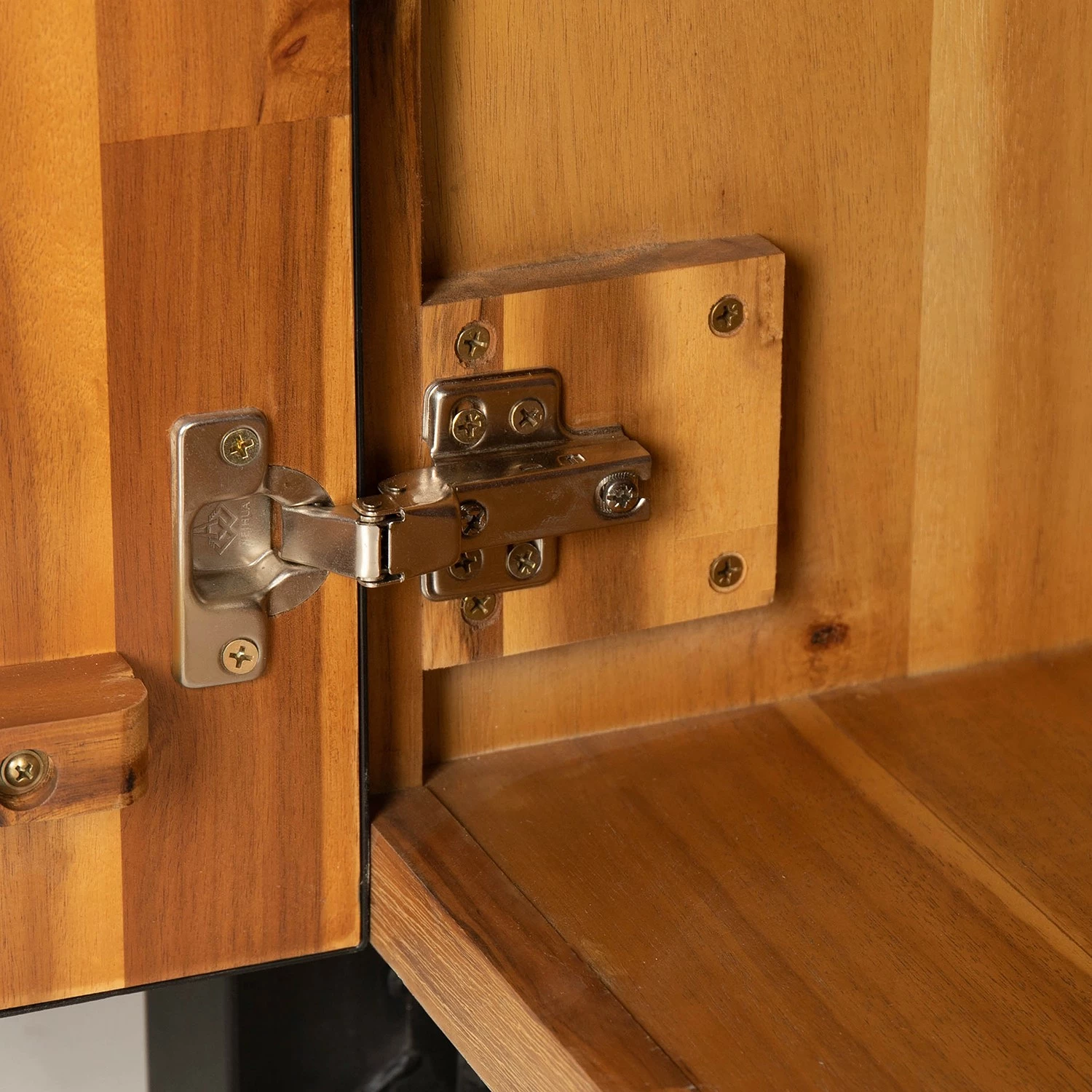 Ars manufacti Sideboard Urban Industry IV - Akazie teilmassiv / Metall - Akazie / Schwarz 20 Ars manufacti Sideboard Urban Industry IV - Akazie teilmassiv / Metall - Akazie / Schwarz – Bild 18