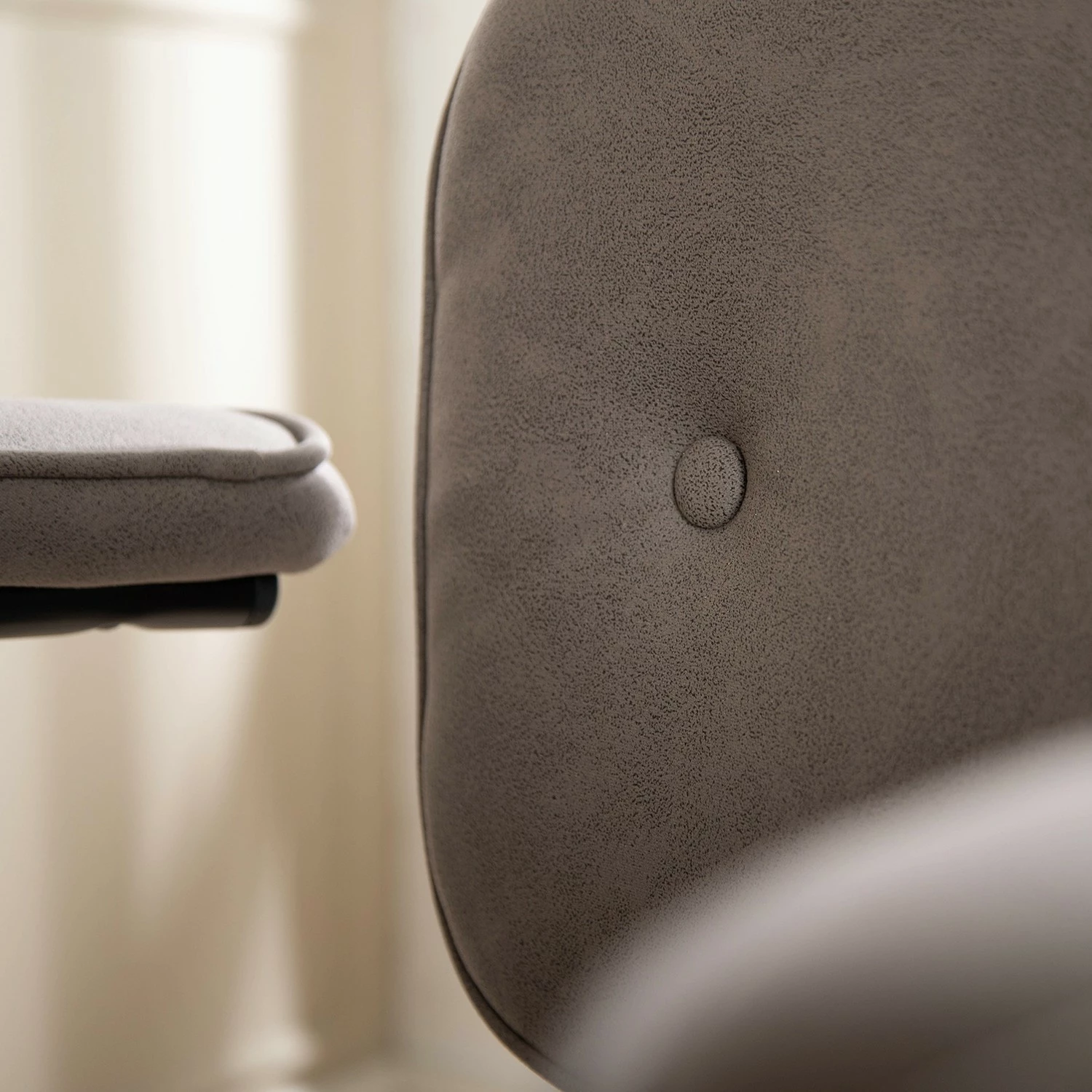 Furnitive Bürostuhl Orlu I - Microfaser / Eisen - Vintage Taupe / Schwarz 18 Furnitive Bürostuhl Orlu I - Microfaser / Eisen - Vintage Taupe / Schwarz – Bild 16