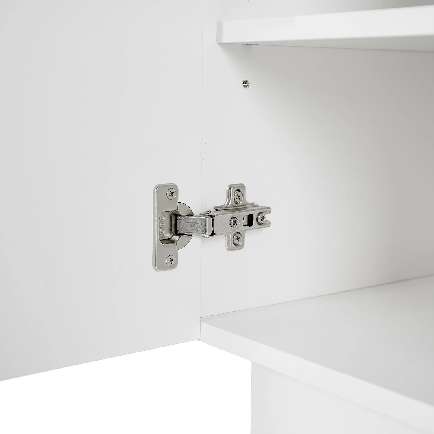 Fredriks Sideboard Namona II - Inkl. Beleuchtung - Eiche Dekor / Weiß 11 Fredriks Sideboard Namona II - Inkl. Beleuchtung - Eiche Dekor / Weiß – Bild 10