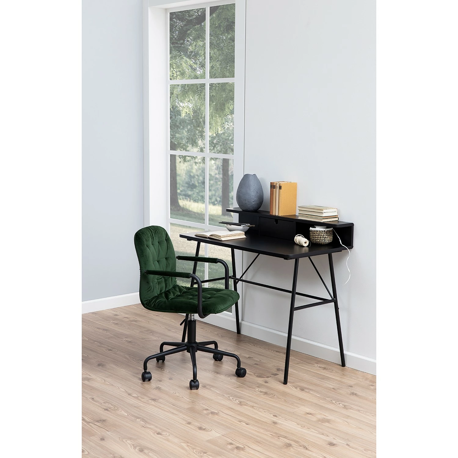 Mørteens Schreibtisch Visby - Schwarz 4 Mørteens Schreibtisch Visby - Schwarz – Bild 2