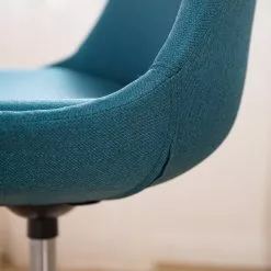 Mørteens Bürodrehstuhl Aledas - Webstoff Cors: Petrol - Chrom glänzend 26 Mørteens Bürodrehstuhl Aledas - Webstoff Cors: Petrol - Chrom glänzend -Büromöbel Verkaufsgeschäft 1000277859 220524 030 DETAILS P000000001000277859