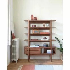 Naturoo Regal Chipata - Walnuss teilmassiv -Büromöbel Verkaufsgeschäft 1000363972 220714 021 MOOD DETAILS P000000001000363972 mood