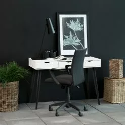 Mørteens Schreibtisch Dingus - Weiß / Schwarz -Büromöbel Verkaufsgeschäft actona 02 11 2017 buero 5006744