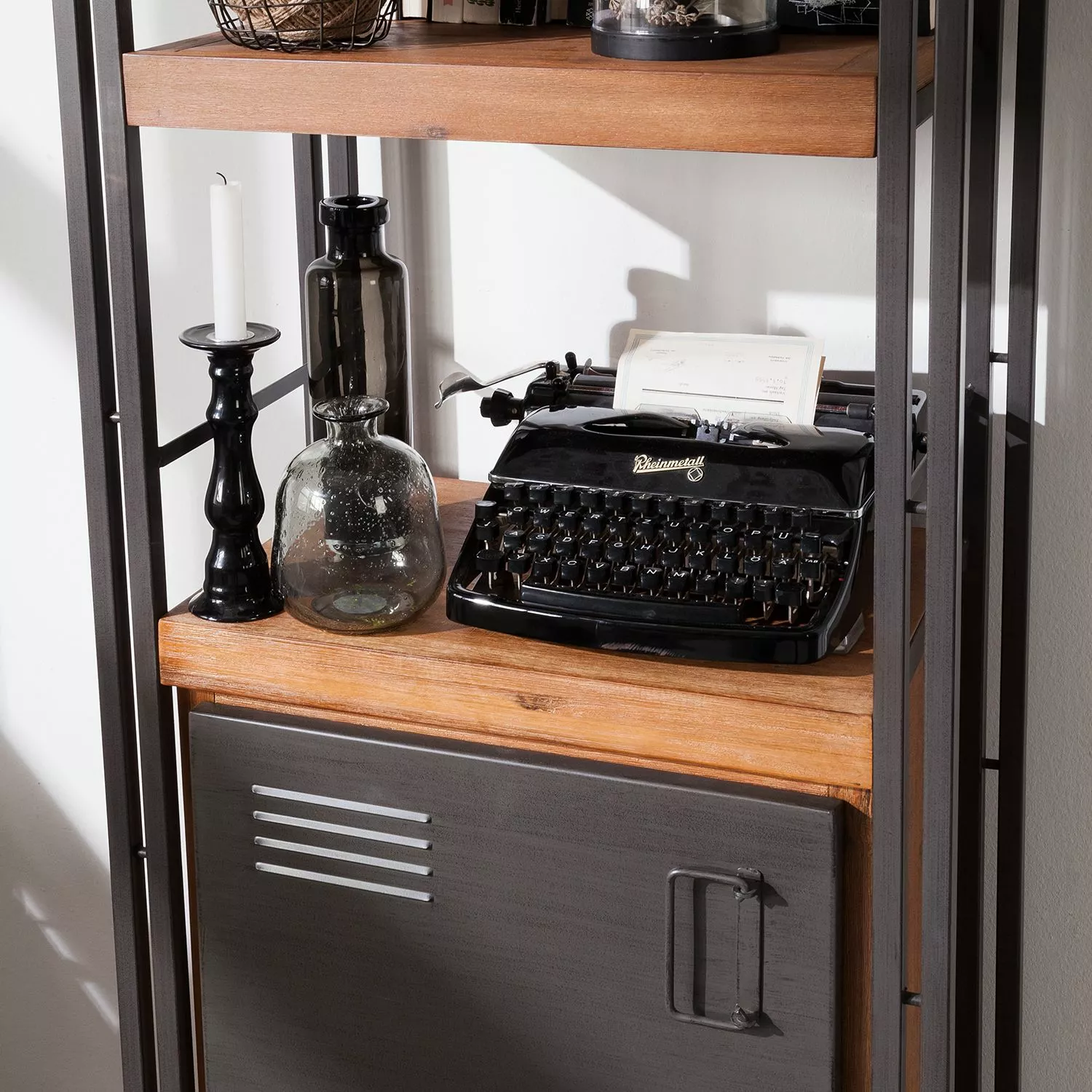 Ars manufacti Regal Manchester V - Akazie teilmassiv / Metall - Akazie / Anthrazit 13 Ars manufacti Regal Manchester V - Akazie teilmassiv / Metall - Akazie / Anthrazit – Bild 11