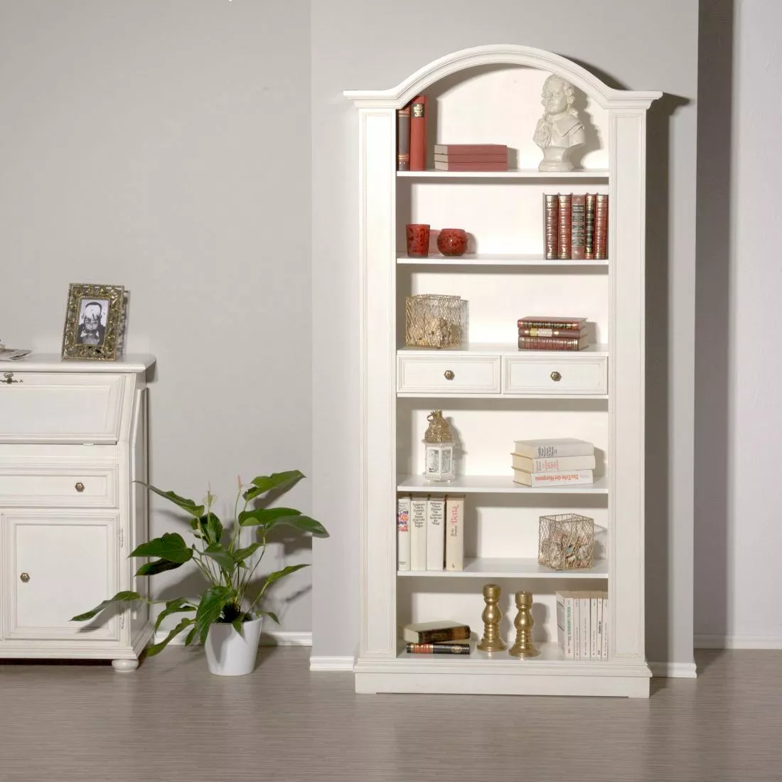 Montreux Regal Palmero - Antikweiß 4 Montreux Regal Palmero - Antikweiß – Bild 2