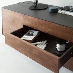 Eva Padberg Collection Sideboard Payara - Echtholzfurnier - Walnuss / Anthrazit 29 Eva Padberg Collection Sideboard Payara - Echtholzfurnier - Walnuss / Anthrazit -Büromöbel Verkaufsgeschäft sideboard payara walnuss schwarz 4372584