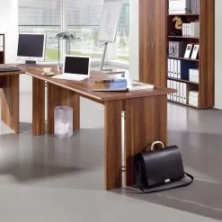 Germania Wangenschreibtisch Savia - 160cm breit - Walnuss Dekor 9 Germania Wangenschreibtisch Savia - 160cm breit - Walnuss Dekor -Büromöbel Verkaufsgeschäft top square savia schreibtisch wange walnuss m ge ati sav 188 3